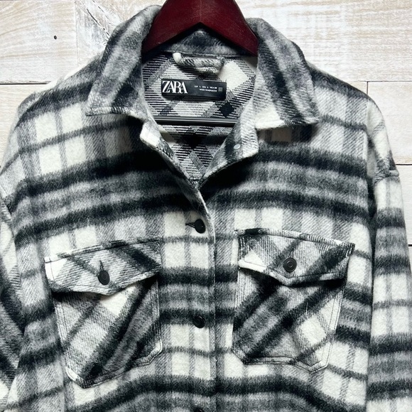 Zara Plaid Flannel Shacket Button Up Womens Large Black White‎ Wool Blend Jacket - Picture 4 of 10